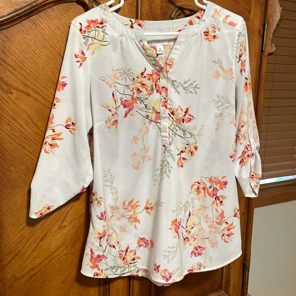 🌺 Croft & Barrow Floral Blouse